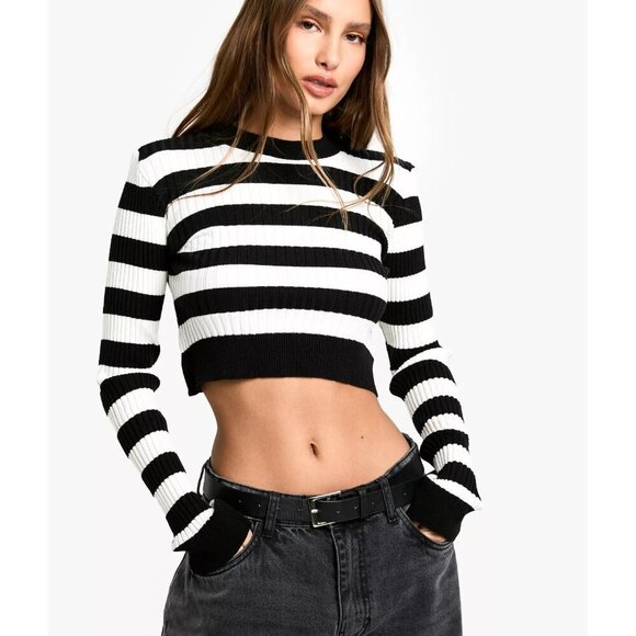 Boohoo Wide Stripe Rib Knit Sweater - Size Medium - Picture 1 of 10